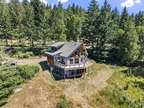 670 Old Homestead Road Oakland OR 97462