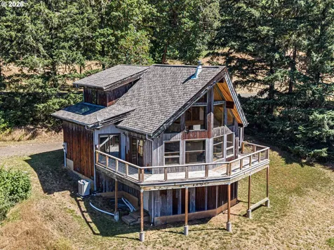 670 Old Homestead Road Oakland OR 97462