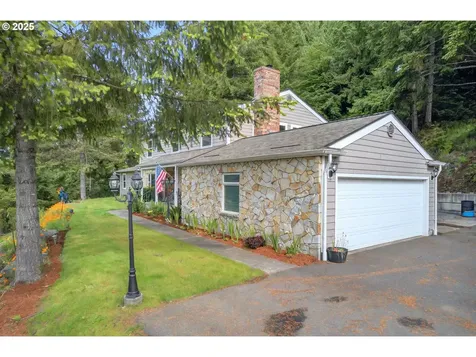 950 N Shasta Way Clatskanie OR 97016
