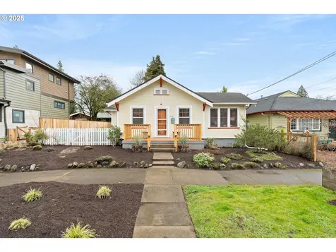 7022 NE Siskiyou Street Portland OR 97213