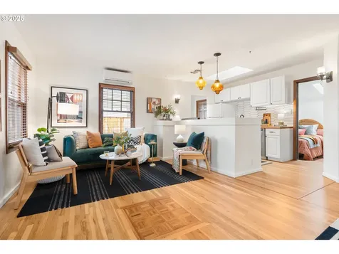 7022 NE Siskiyou Street Portland OR 97213