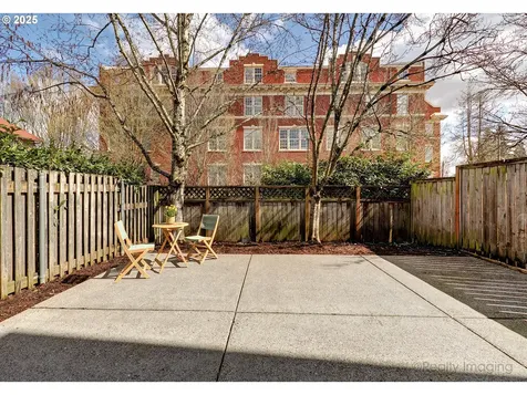 6822 N Borthwick Avenue Portland OR 97217