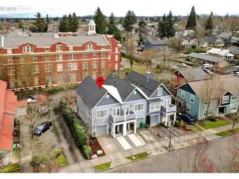 6822 N Borthwick Avenue Portland OR 97217