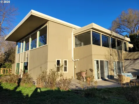 411 NW Horn Avenue Pendleton OR 97801