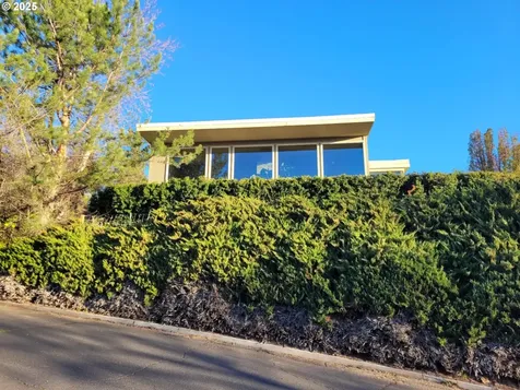 411 NW Horn Avenue Pendleton OR 97801