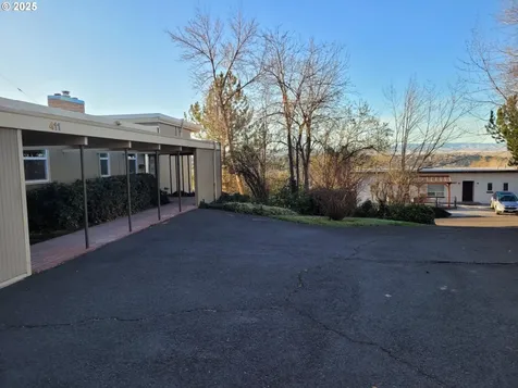 411 NW Horn Avenue Pendleton OR 97801