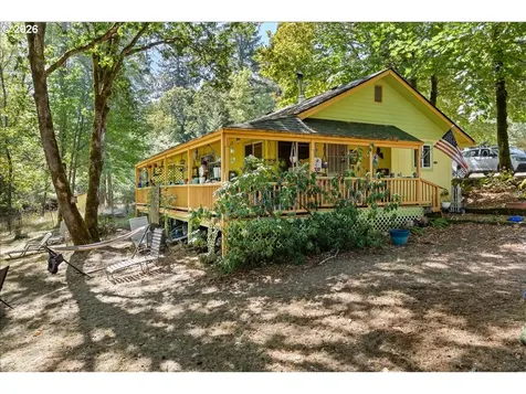 3604 Azalea Glen Road Glendale OR 97442