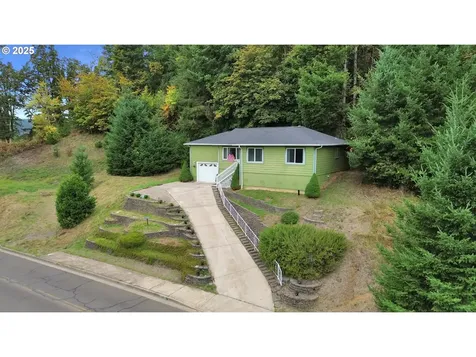 445 Kalapuya Way Cottage Grove OR 97424