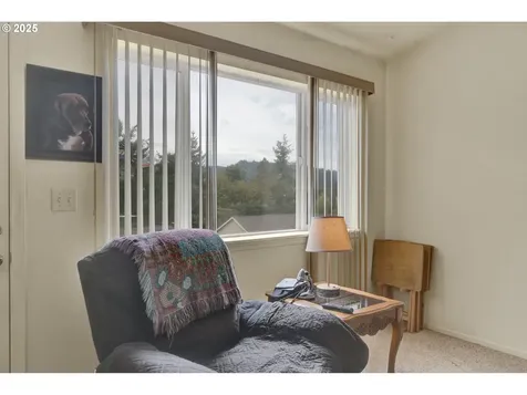 445 Kalapuya Way Cottage Grove OR 97424