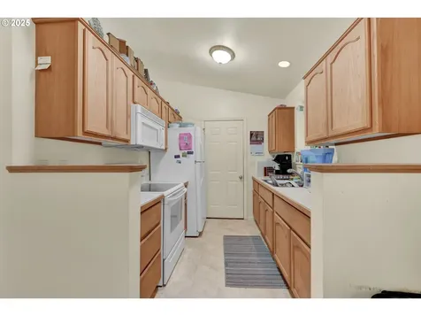 445 Kalapuya Way Cottage Grove OR 97424