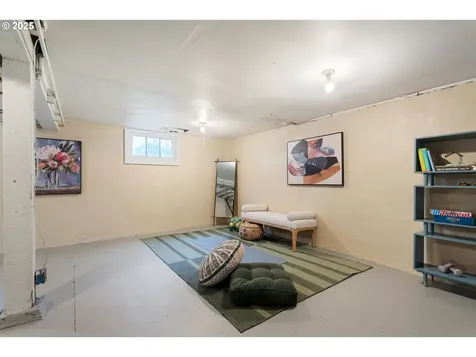 9530 N Edison Street Portland OR 97203