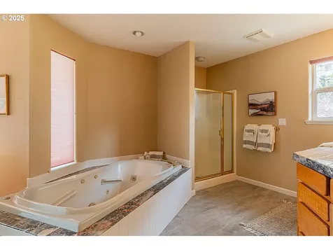 9645 SE Westview Court Happy Valley OR 97086