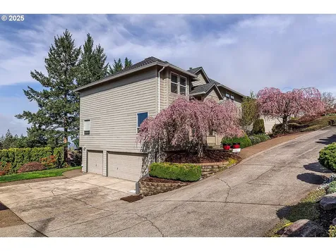 9645 SE Westview Court Happy Valley OR 97086