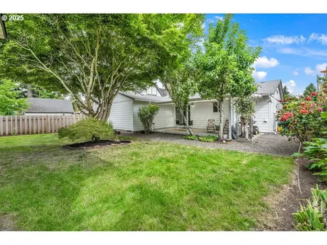 4038 NE Multnomah Street Portland OR 97232