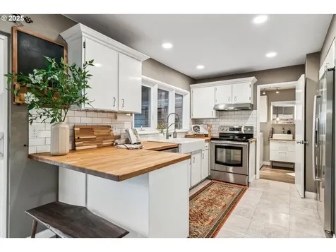 12065 SW Greenwood Street Beaverton OR 97005