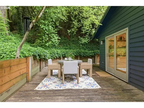 5011 SW Fairhaven Drive Portland OR 97221