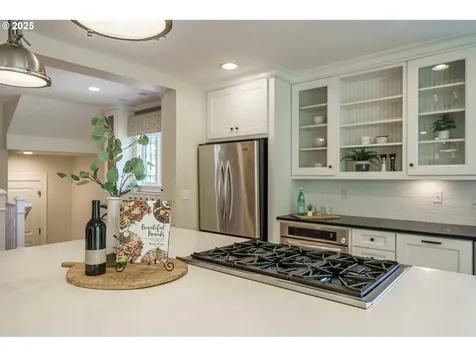 2702 NE 35th Place Portland OR 97212