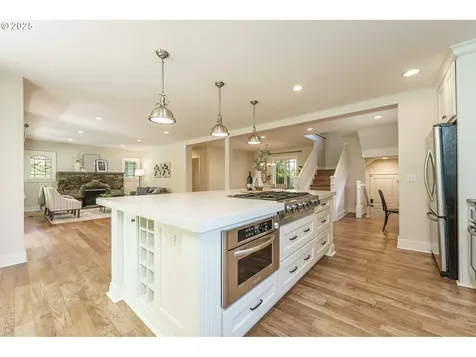 2702 NE 35th Place Portland OR 97212