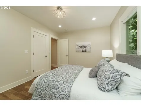 2702 NE 35th Place Portland OR 97212