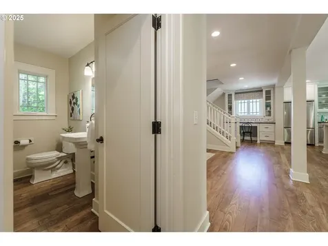 2702 NE 35th Place Portland OR 97212