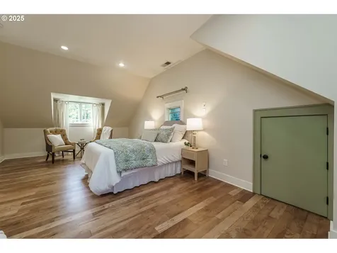 2702 NE 35th Place Portland OR 97212