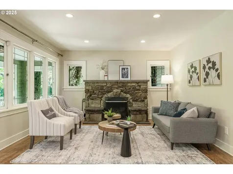 2702 NE 35th Place Portland OR 97212