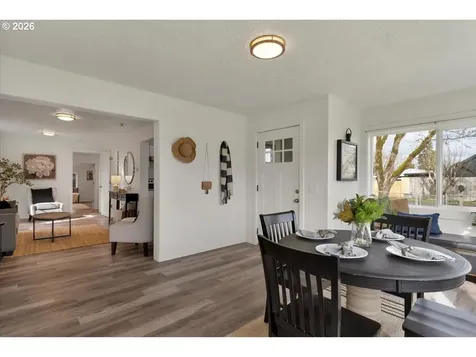 809 SW Ash Street Dallas OR 97338