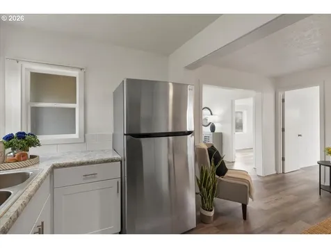 809 SW Ash Street Dallas OR 97338