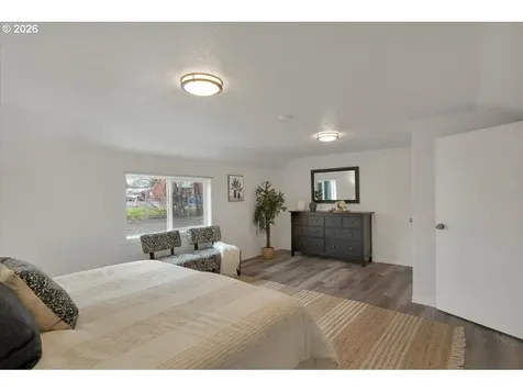 809 SW Ash Street Dallas OR 97338