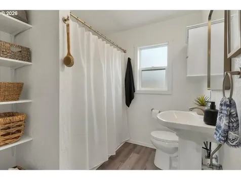 809 SW Ash Street Dallas OR 97338