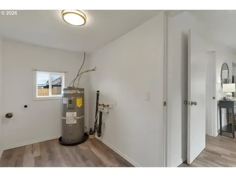 809 SW Ash Street Dallas OR 97338
