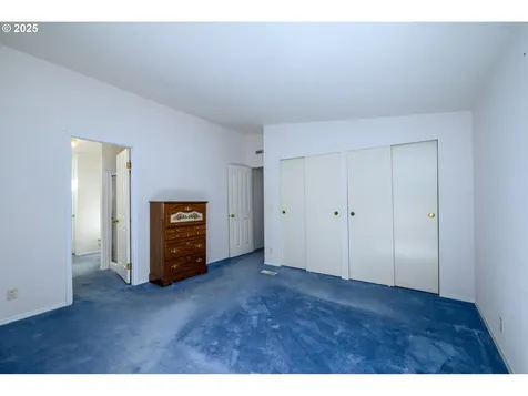 694 Tipton Road Roseburg OR 97471