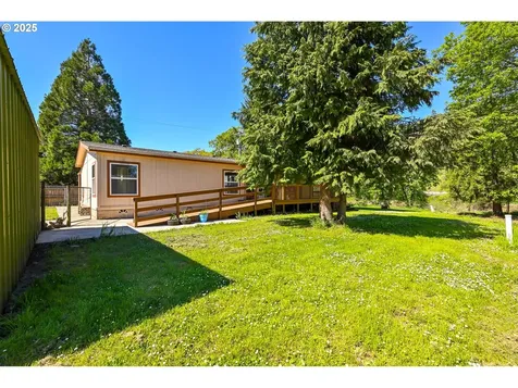 694 Tipton Road Roseburg OR 97471