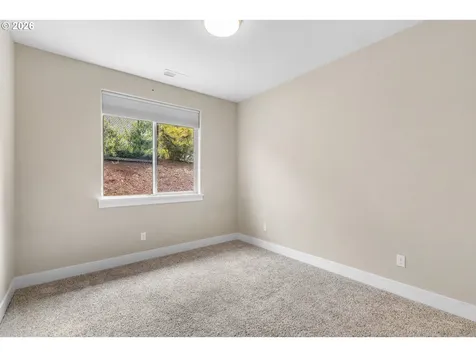 110 W Flangas Avenue Roseburg OR 97471