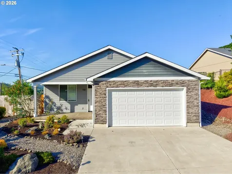 110 W Flangas Avenue Roseburg OR 97471