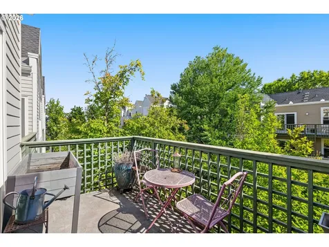 1710 S Harbor Way Portland OR 97201