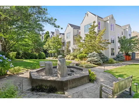 1710 S Harbor Way Portland OR 97201