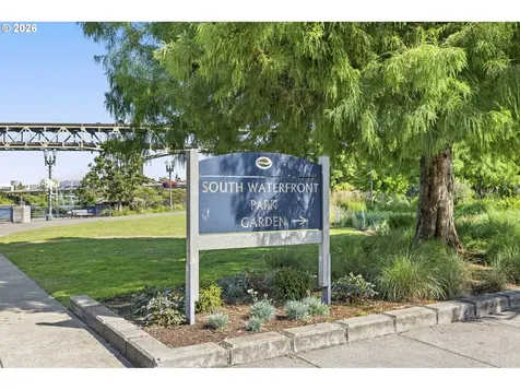 1710 S Harbor Way Portland OR 97201