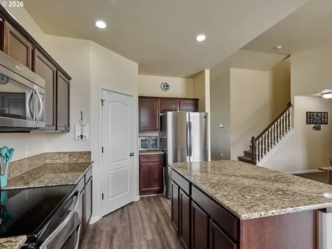 3138 Reed Avenue Woodburn OR 97071