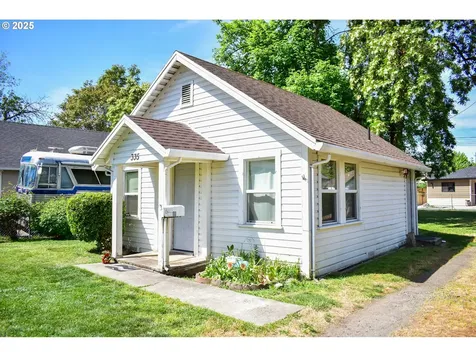 335 Marie Street Medford OR 97504