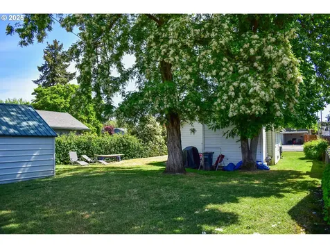 335 Marie Street Medford OR 97504