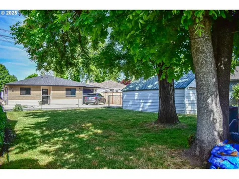 335 Marie Street Medford OR 97504