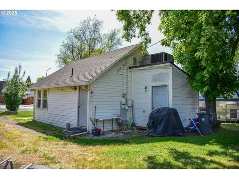 335 Marie Street Medford OR 97504