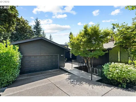 2 Falstaff Street Lake Oswego OR 97035