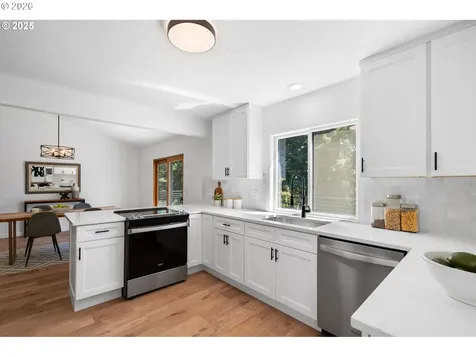 2 Falstaff Street Lake Oswego OR 97035