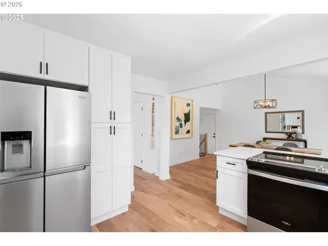 2 Falstaff Street Lake Oswego OR 97035