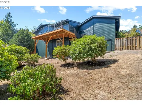 2 Falstaff Street Lake Oswego OR 97035