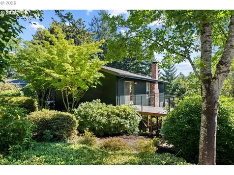2 Falstaff Street Lake Oswego OR 97035
