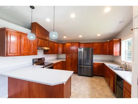 1551 Tierra Drive NE Salem OR 97301