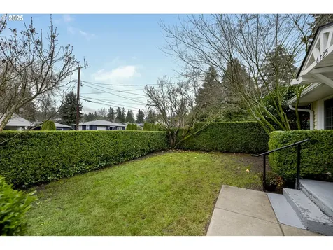 6125 SE 138th Place Portland OR 97236